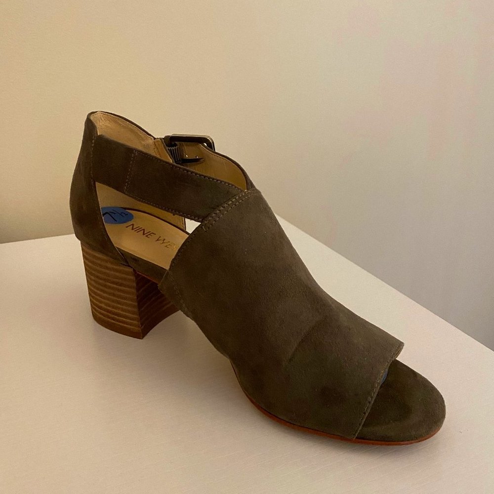 Nine West Women's Open Toe Heeled Sandal - US 7.5